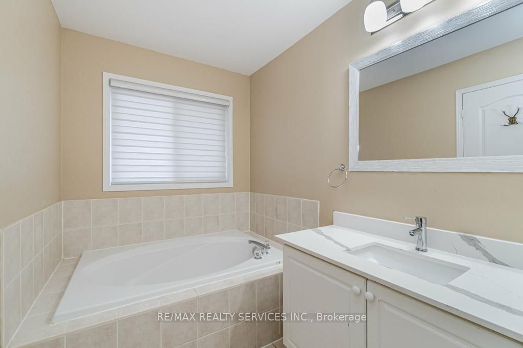 20 Edenvalley Rd
