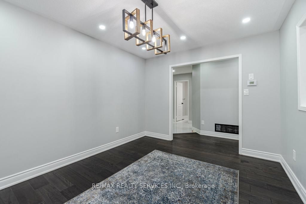 20 Edenvalley Rd