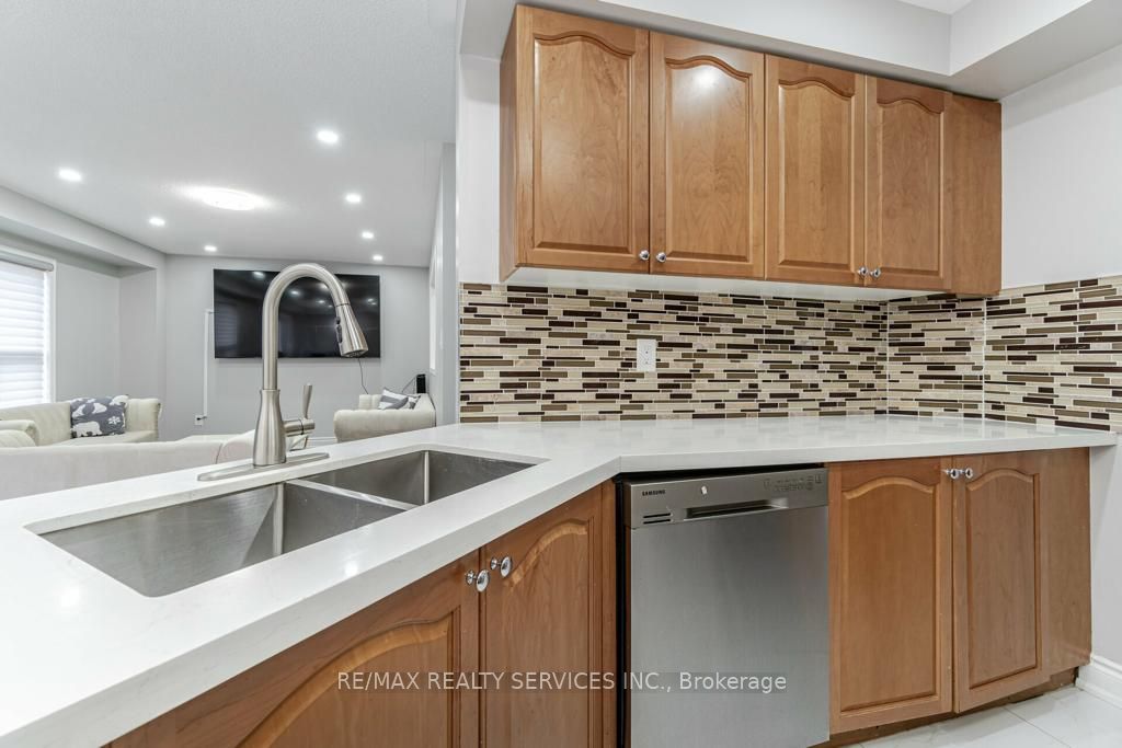 20 Edenvalley Rd
