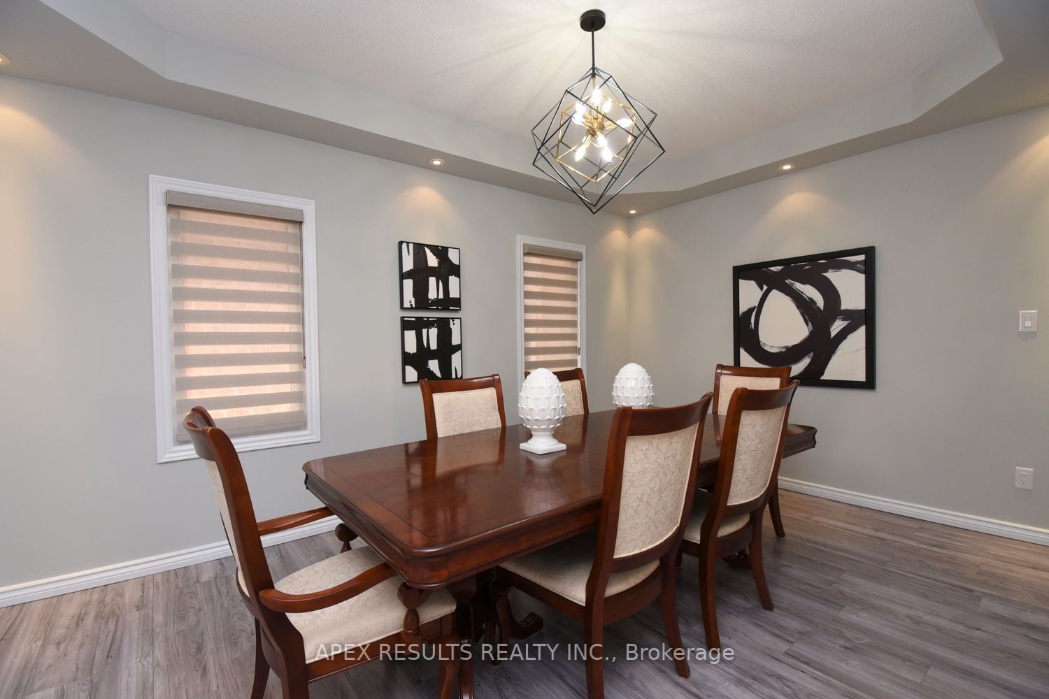 1319 Ruddy Crescent