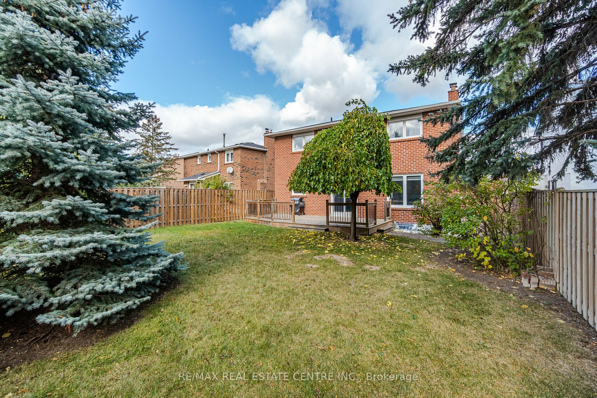 1429 Bough Beeches Blvd