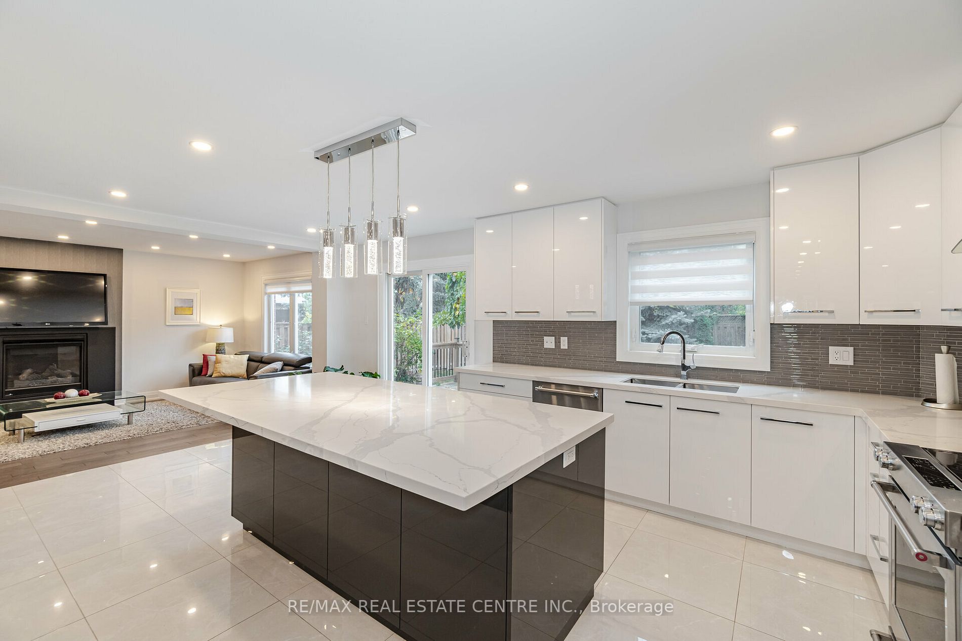 1429 Bough Beeches Blvd