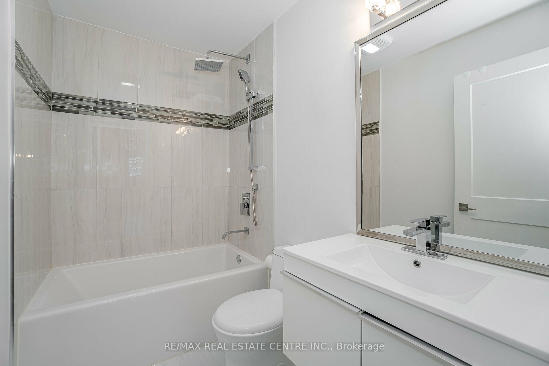 1429 Bough Beeches Blvd
