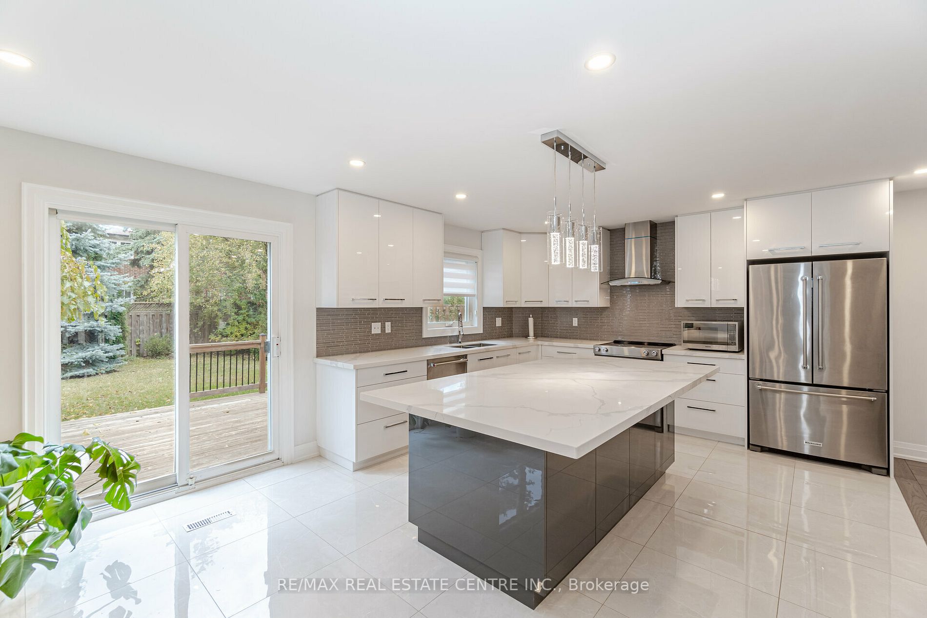 1429 Bough Beeches Blvd