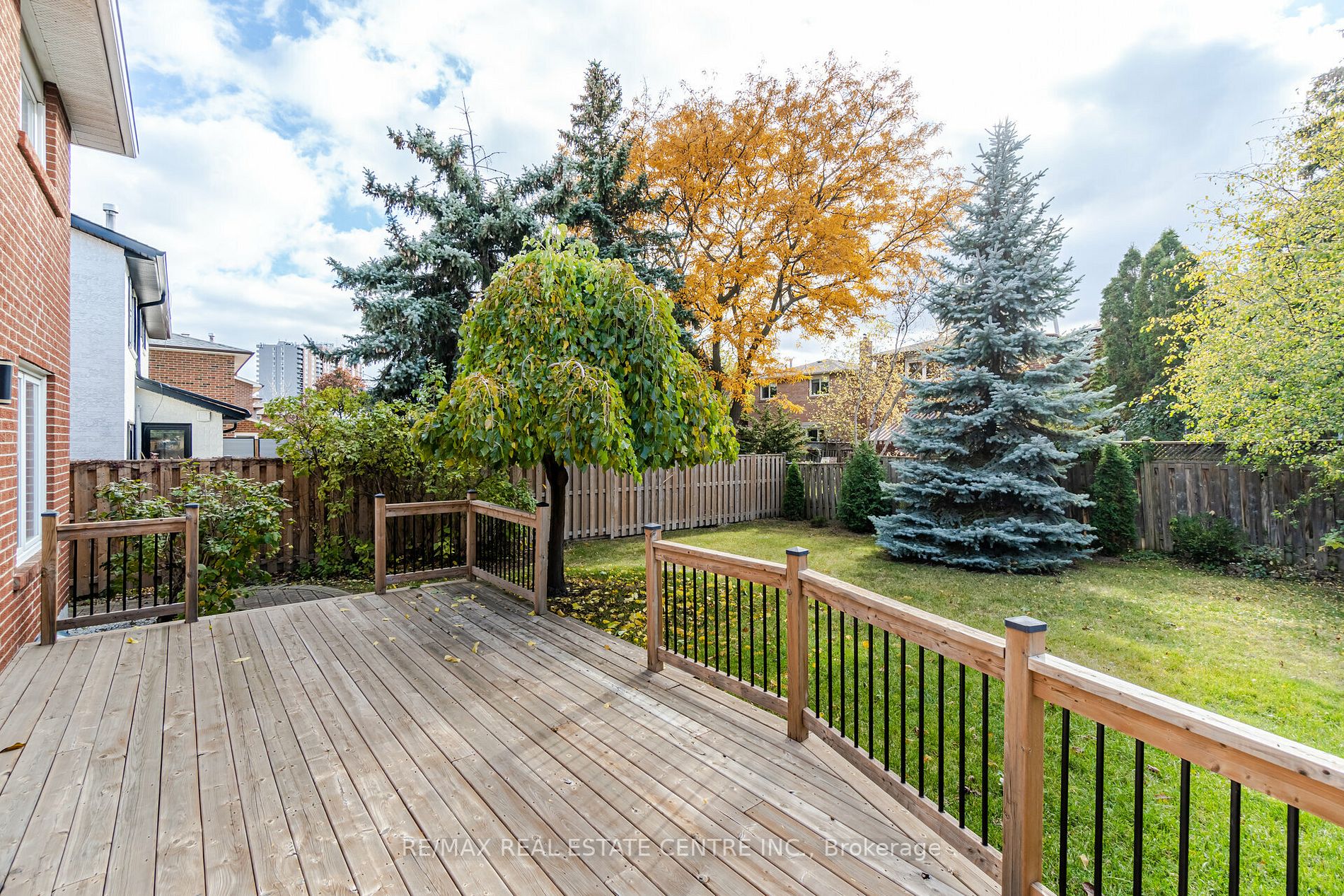 1429 Bough Beeches Blvd