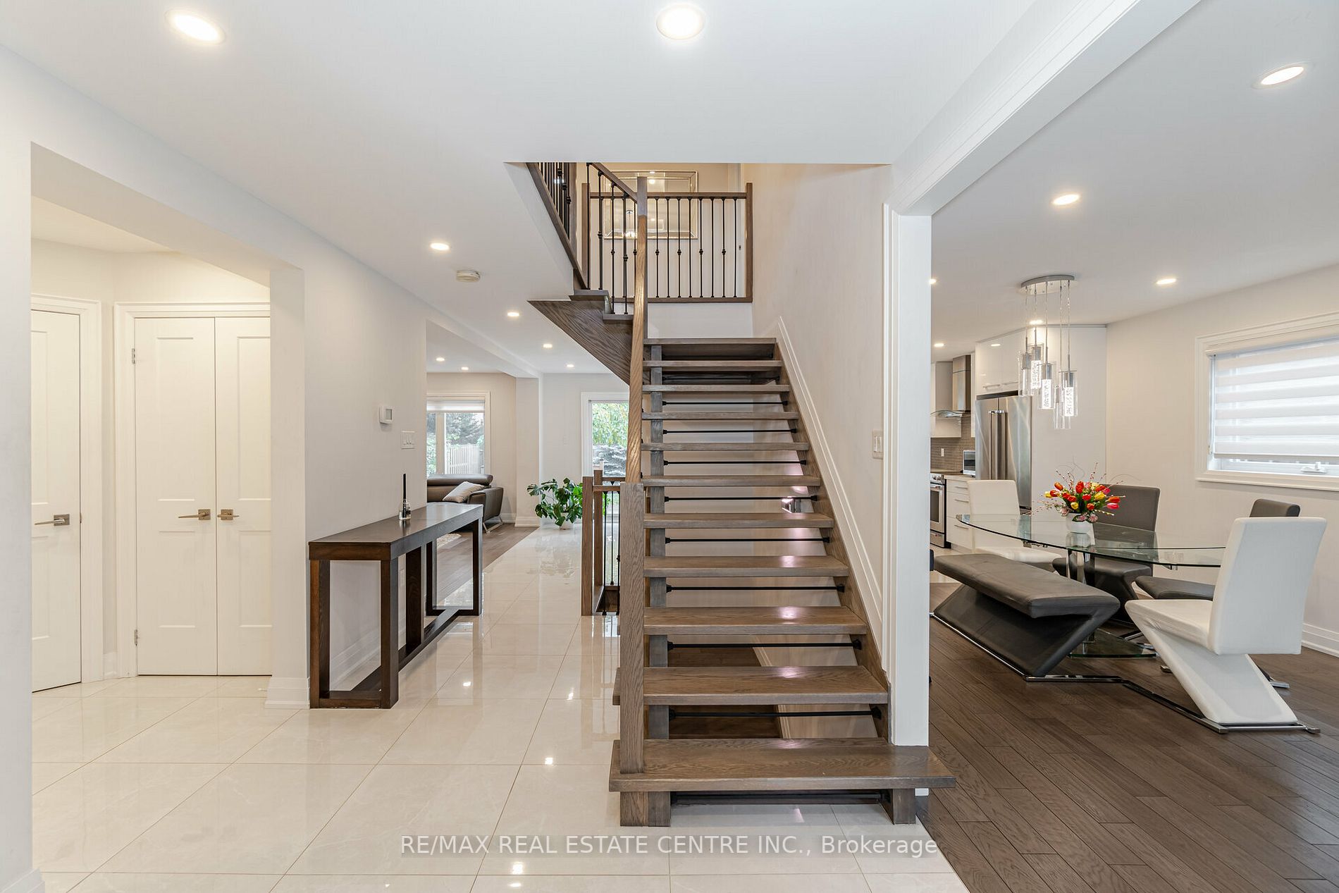 1429 Bough Beeches Blvd