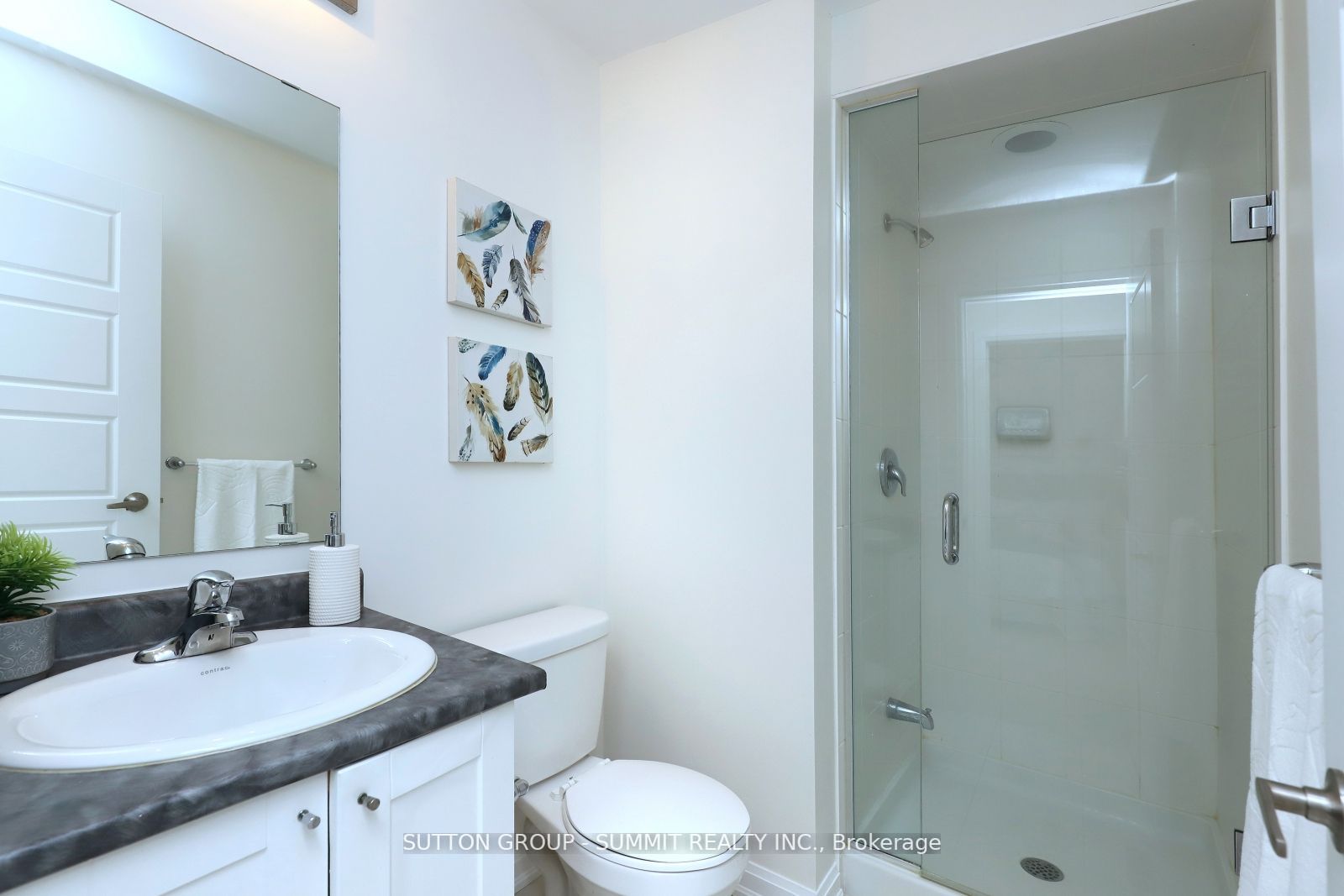 165 Hampshire Way, #33