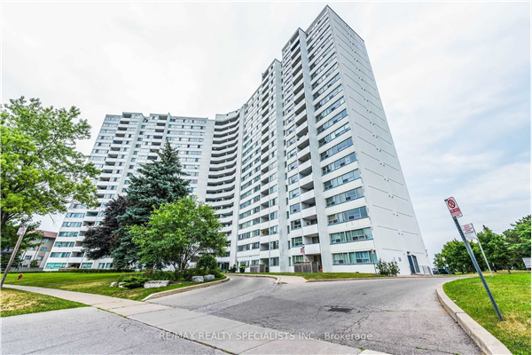 530 Lolita Gdns, Mississauga