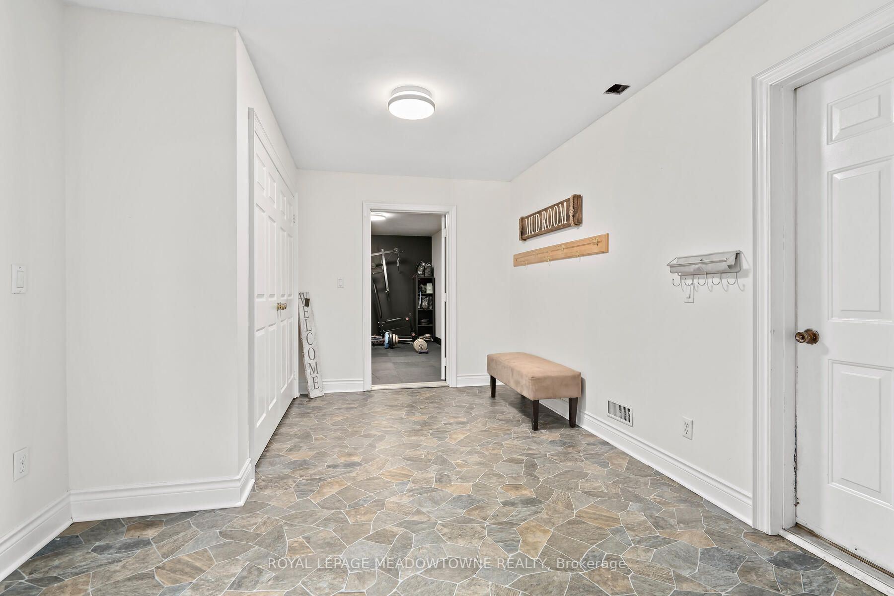 22 Wildwood Rd