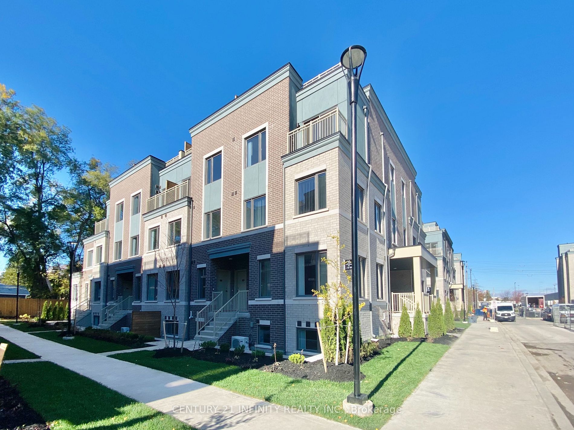 30 William Jackson Way, #107