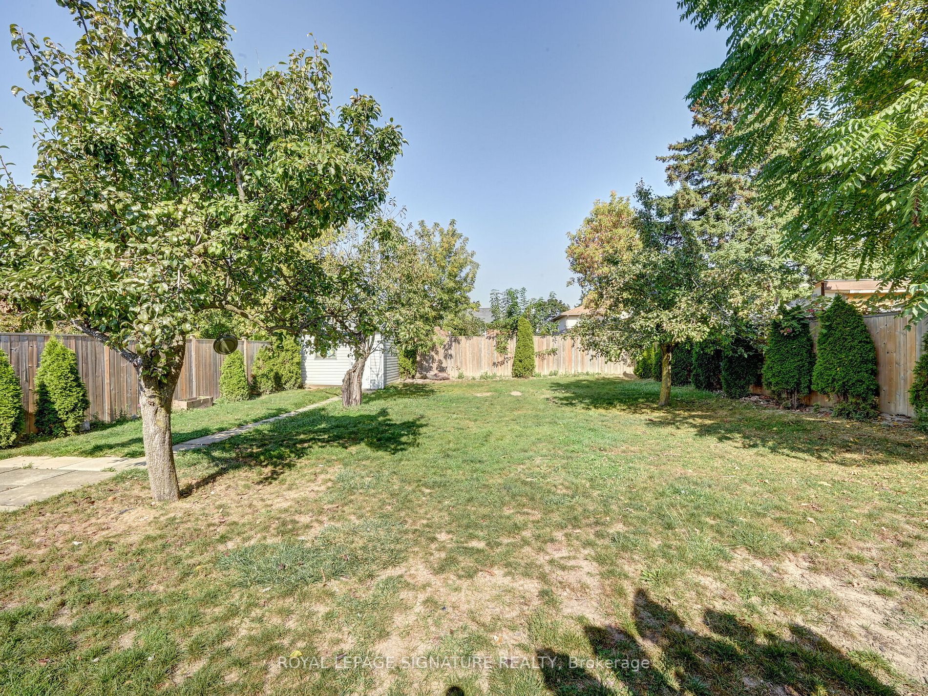 30 Letchworth Cres
