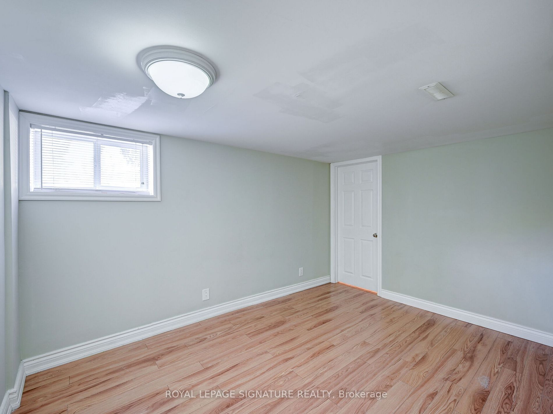 30 Letchworth Cres