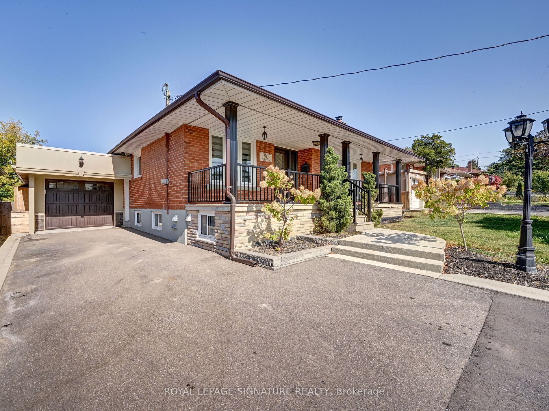 30 Letchworth Cres
