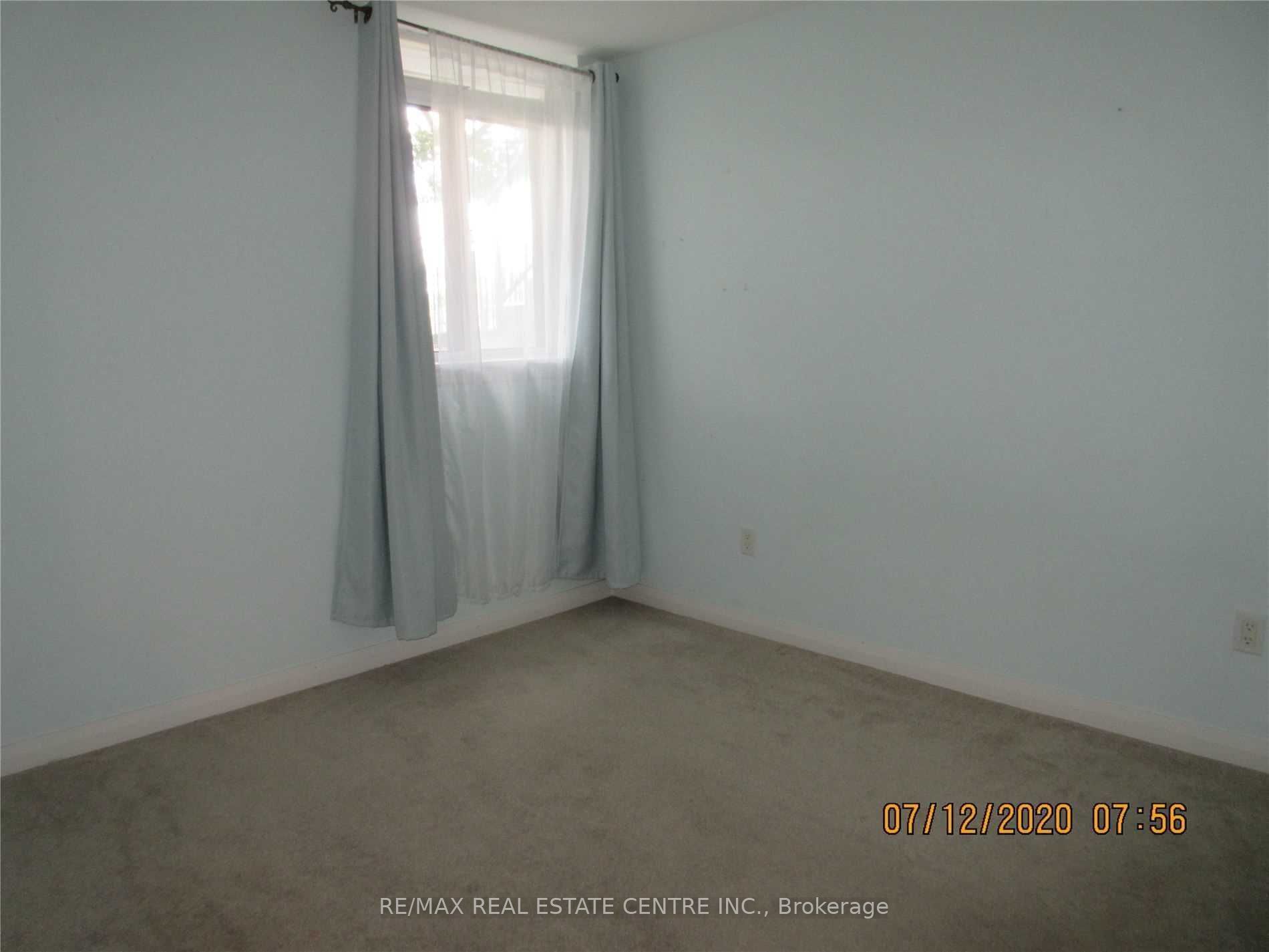 220 Forum Drive, #TH#111