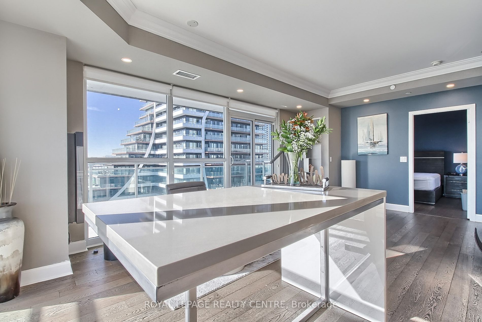 33 Shore Breeze Dr, #1110