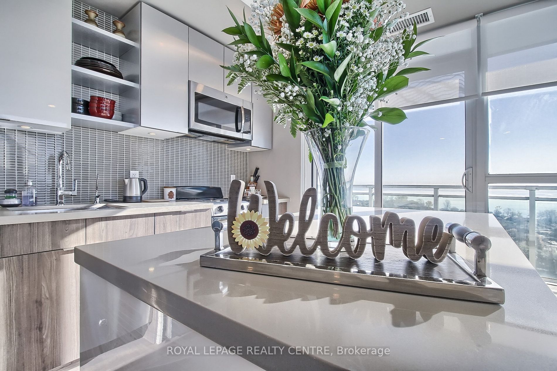 33 Shore Breeze Dr, #1110