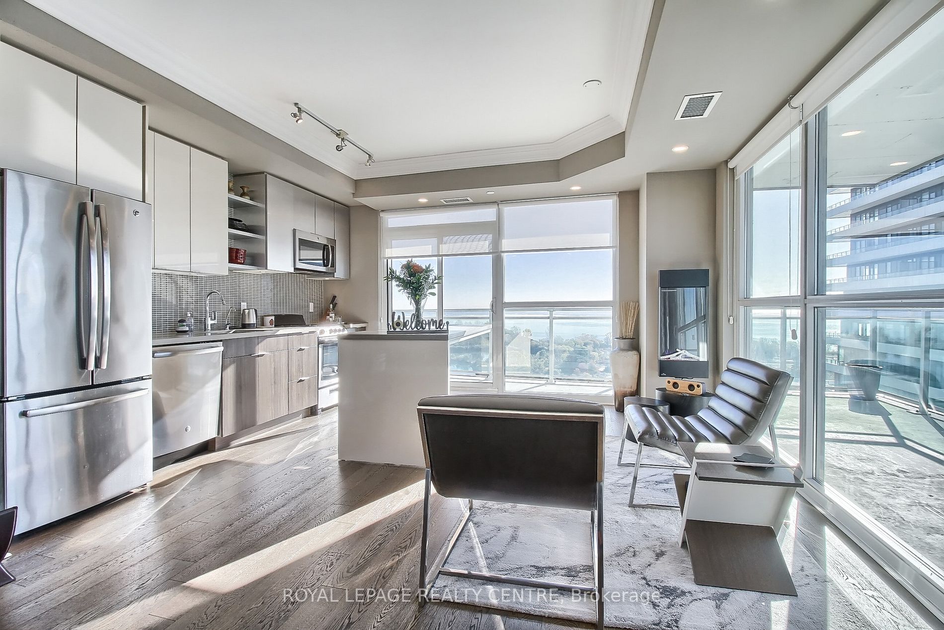 33 Shore Breeze Dr, #1110