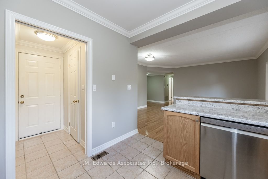 4045 Upper Middle Rd, #25