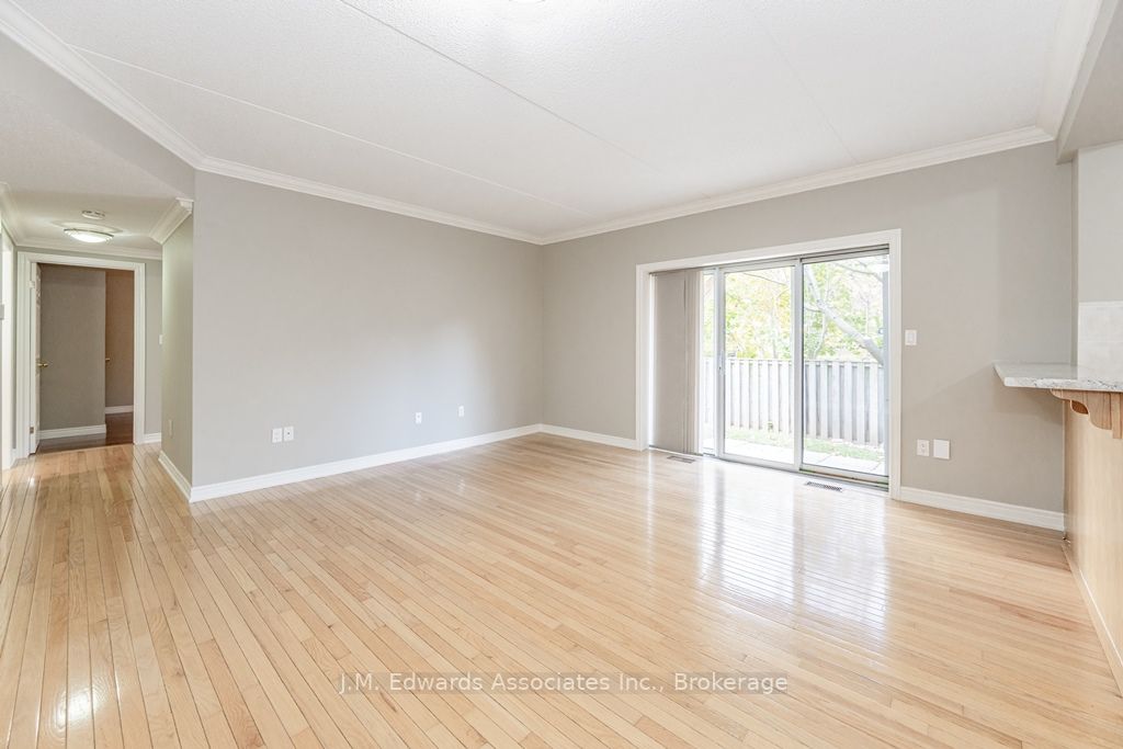 4045 Upper Middle Rd, #25