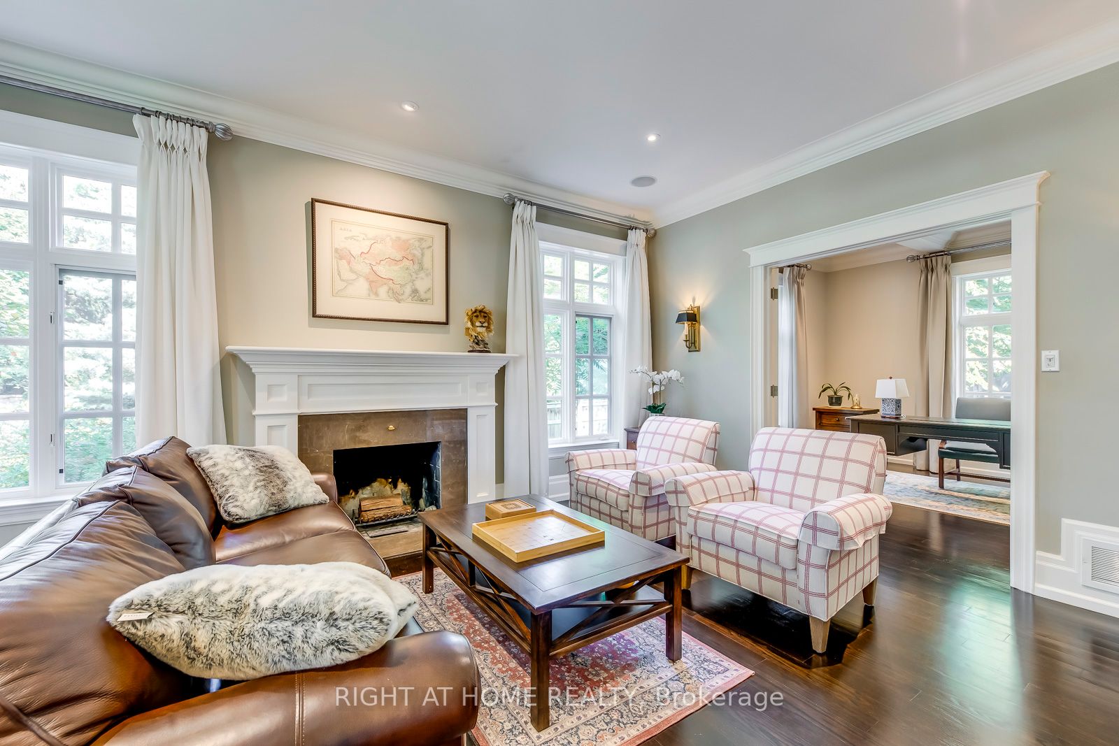 133 Gloucester Ave