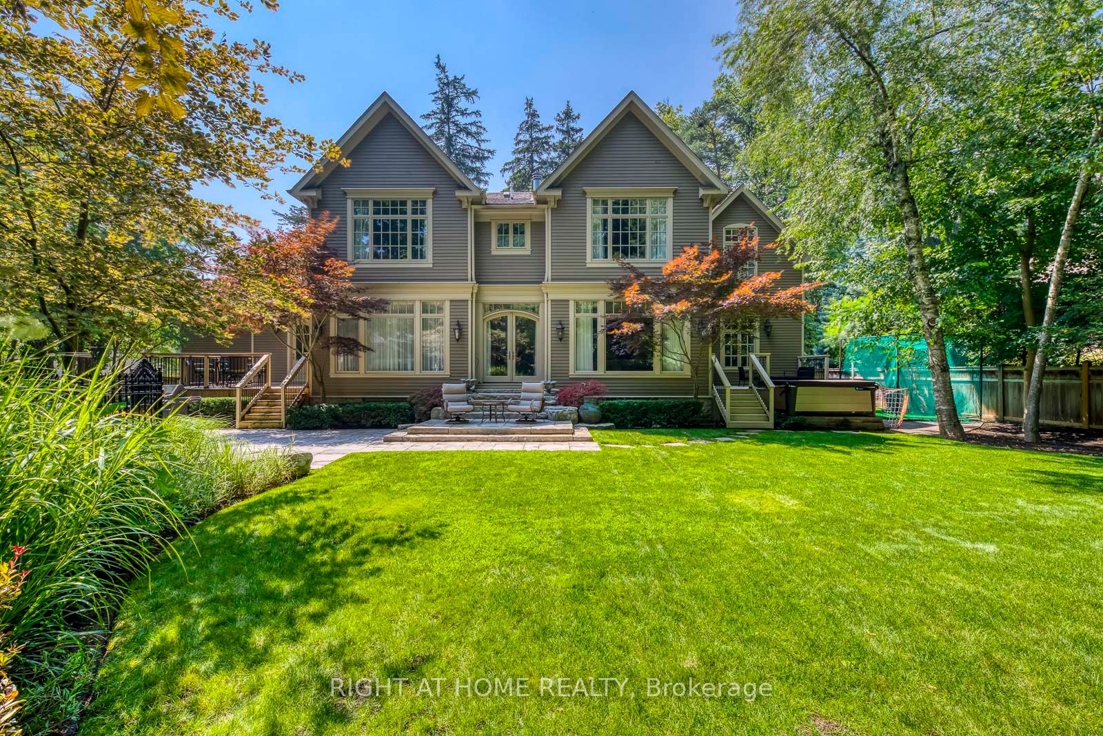 133 Gloucester Ave