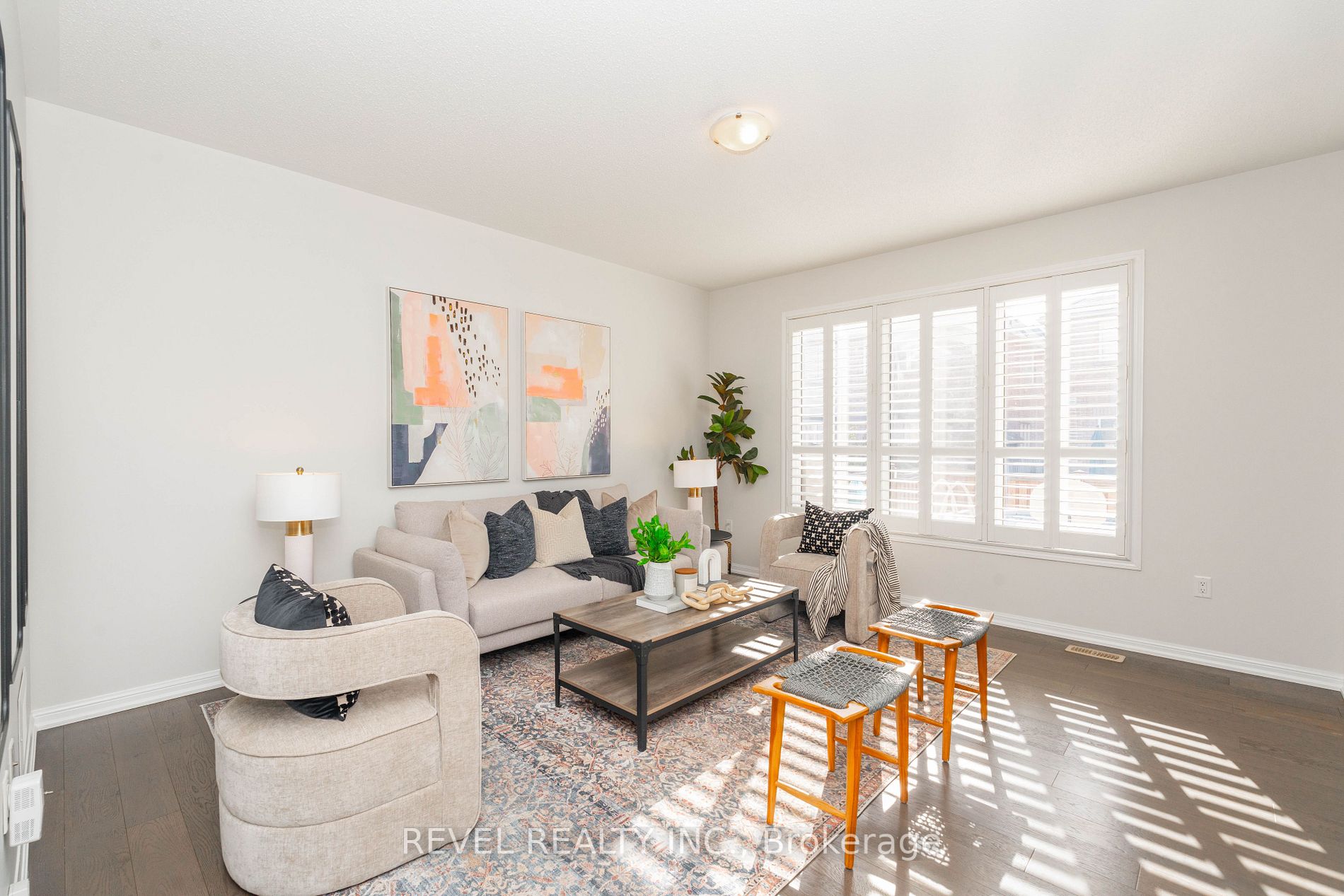 858 Savoline Blvd