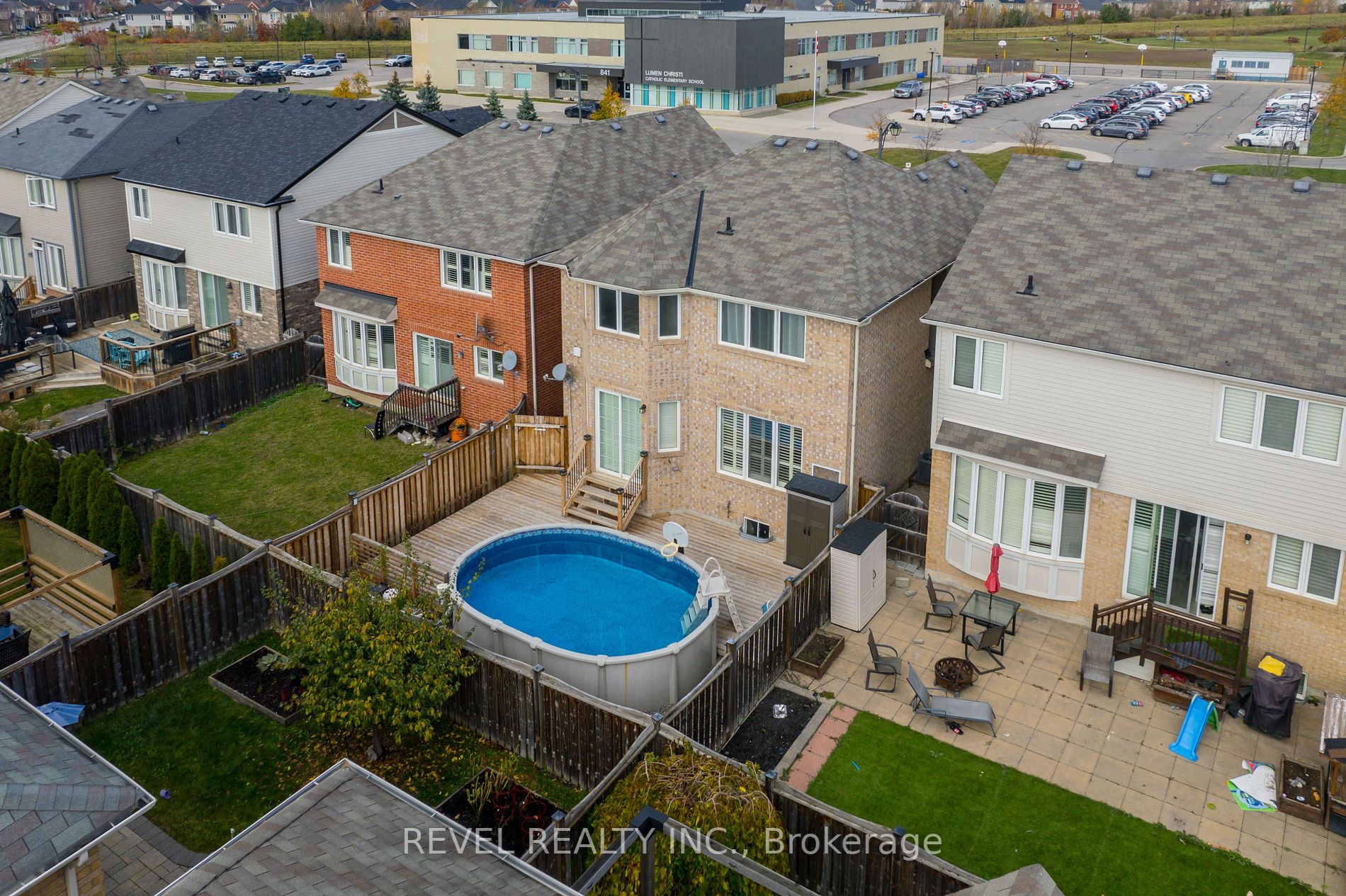 858 Savoline Blvd