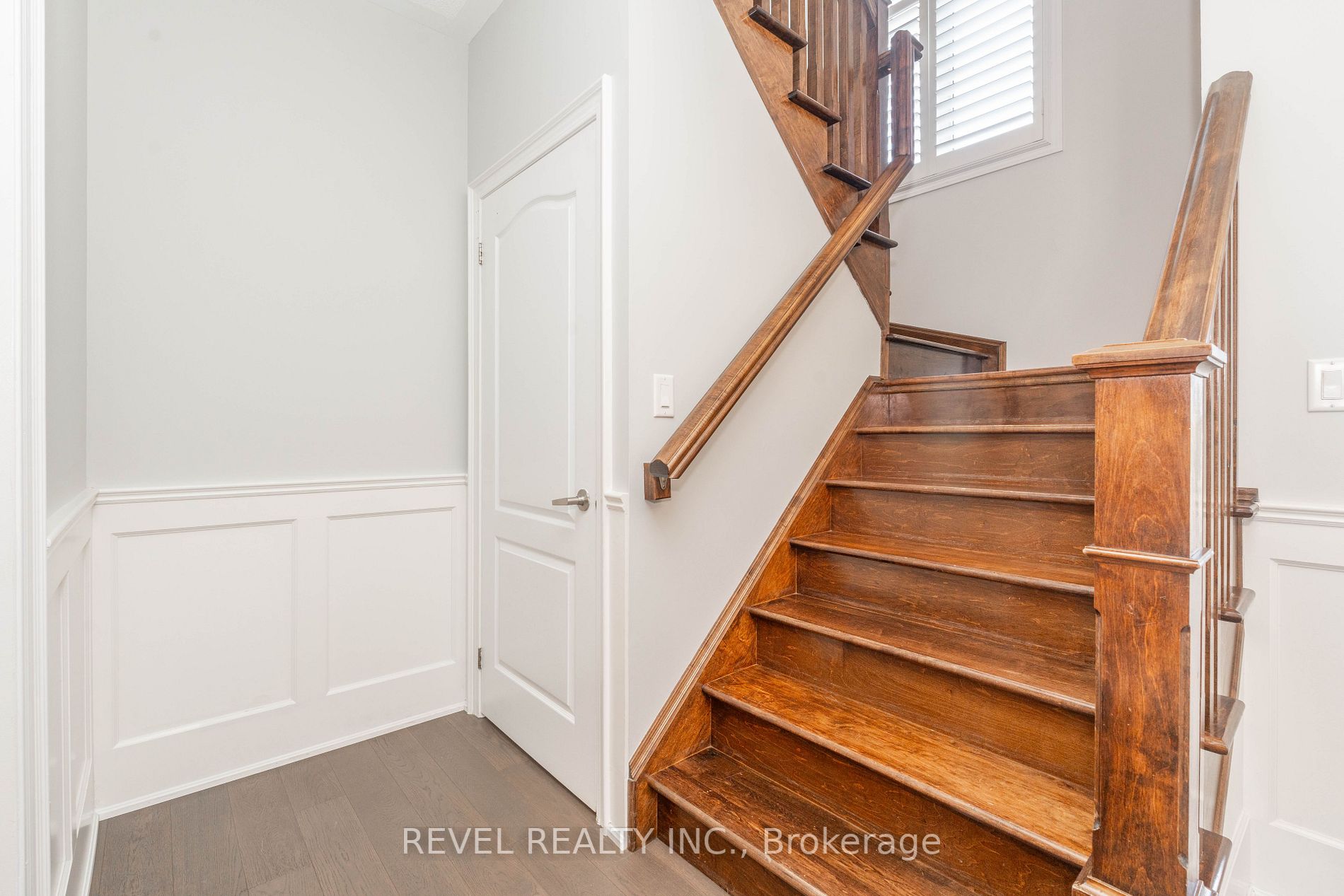 858 Savoline Blvd