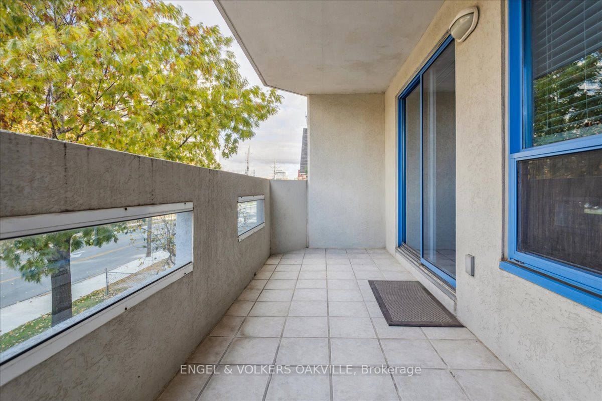 1272 Ontario St, #4
