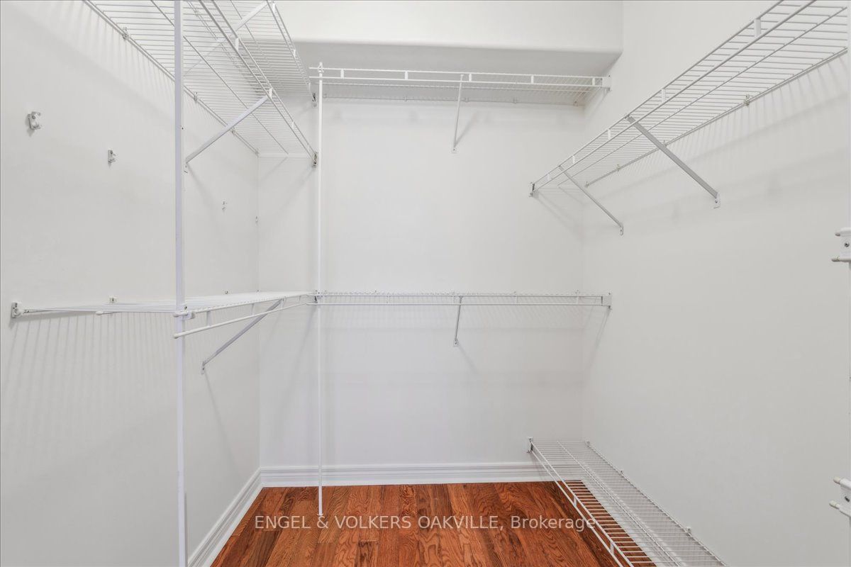 1272 Ontario St, #4