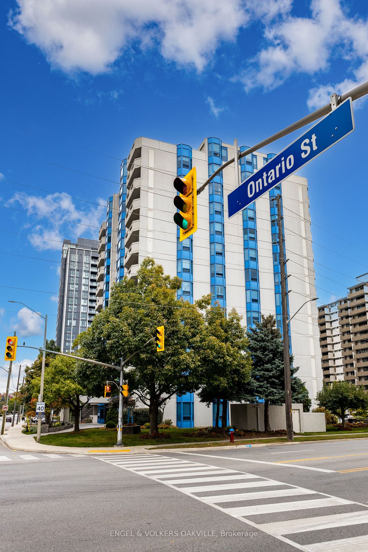 1272 Ontario St, #4