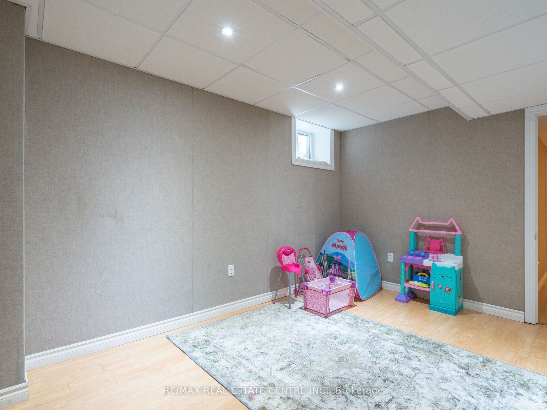 1442 Winterbourne Dr