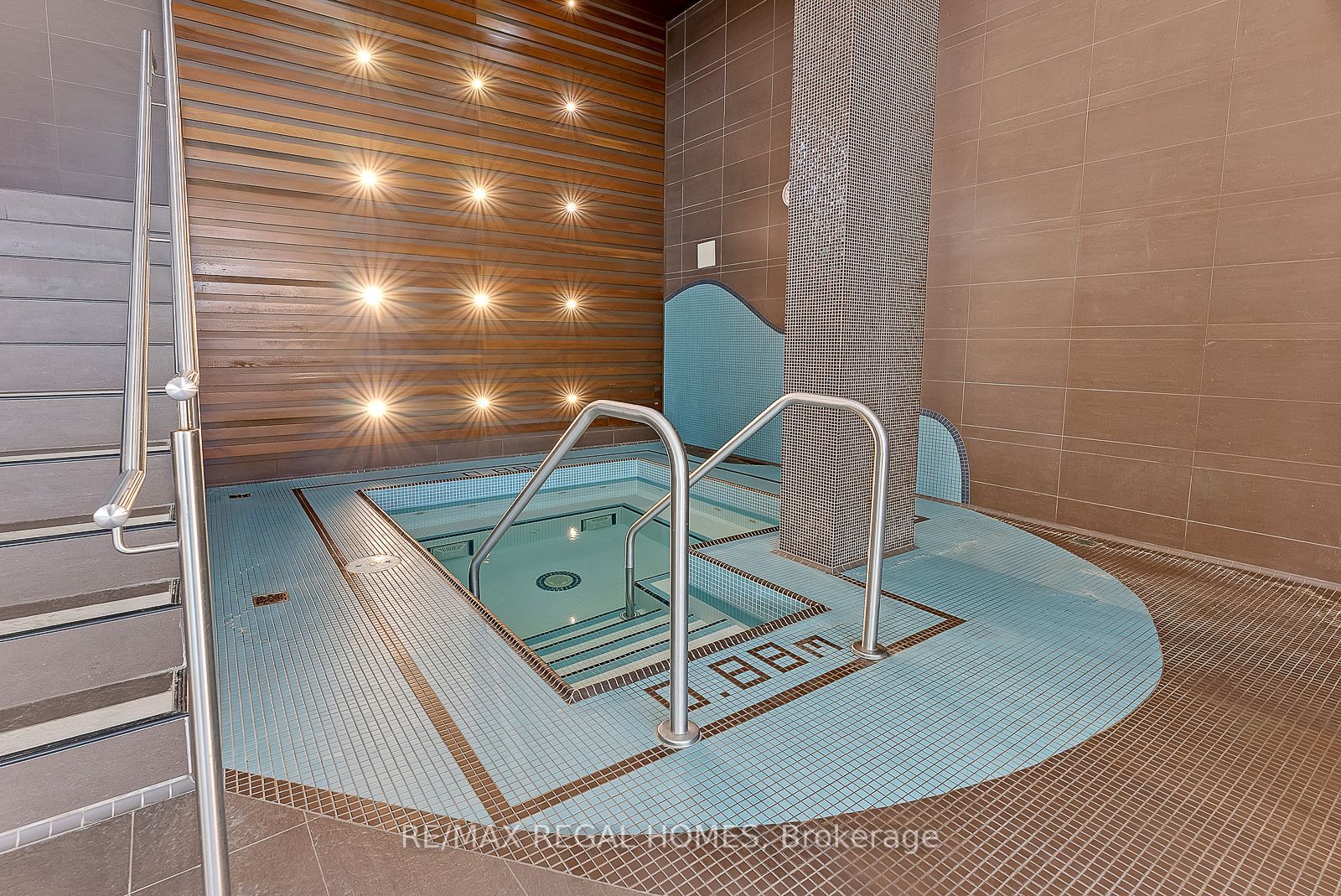 80 Marine Parade Dr, #1501