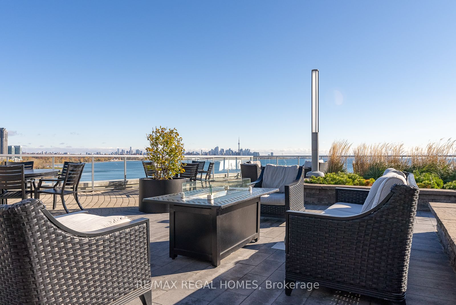 80 Marine Parade Dr, #1501