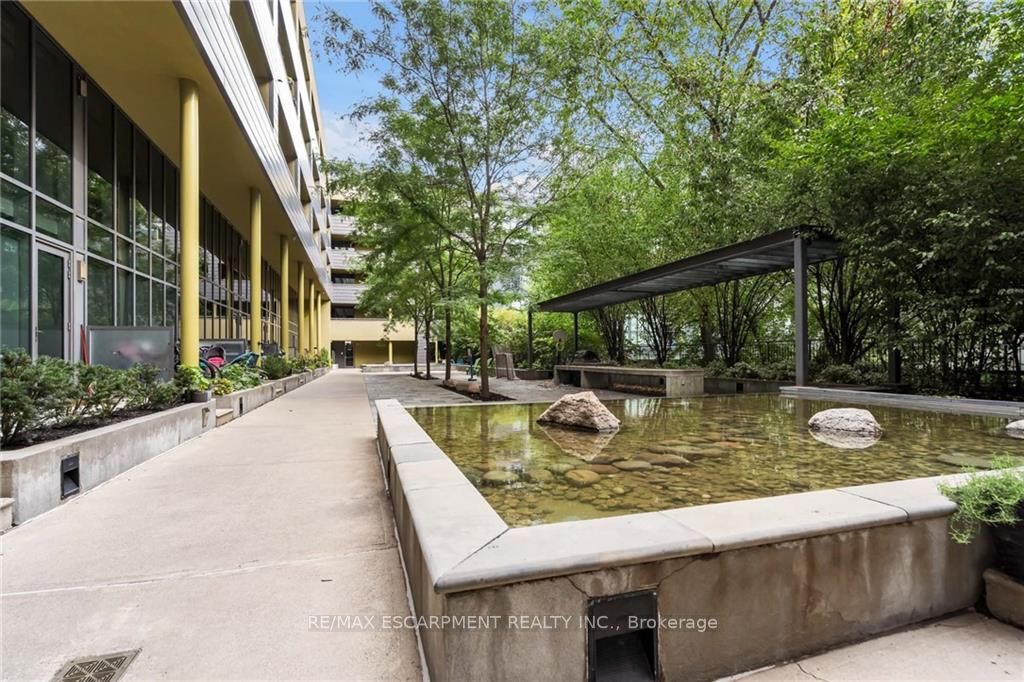 25 Ritchie Ave, #308