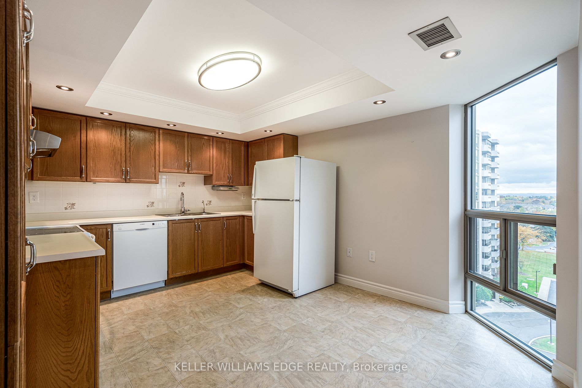 5090 Pinedale Avenue, #807