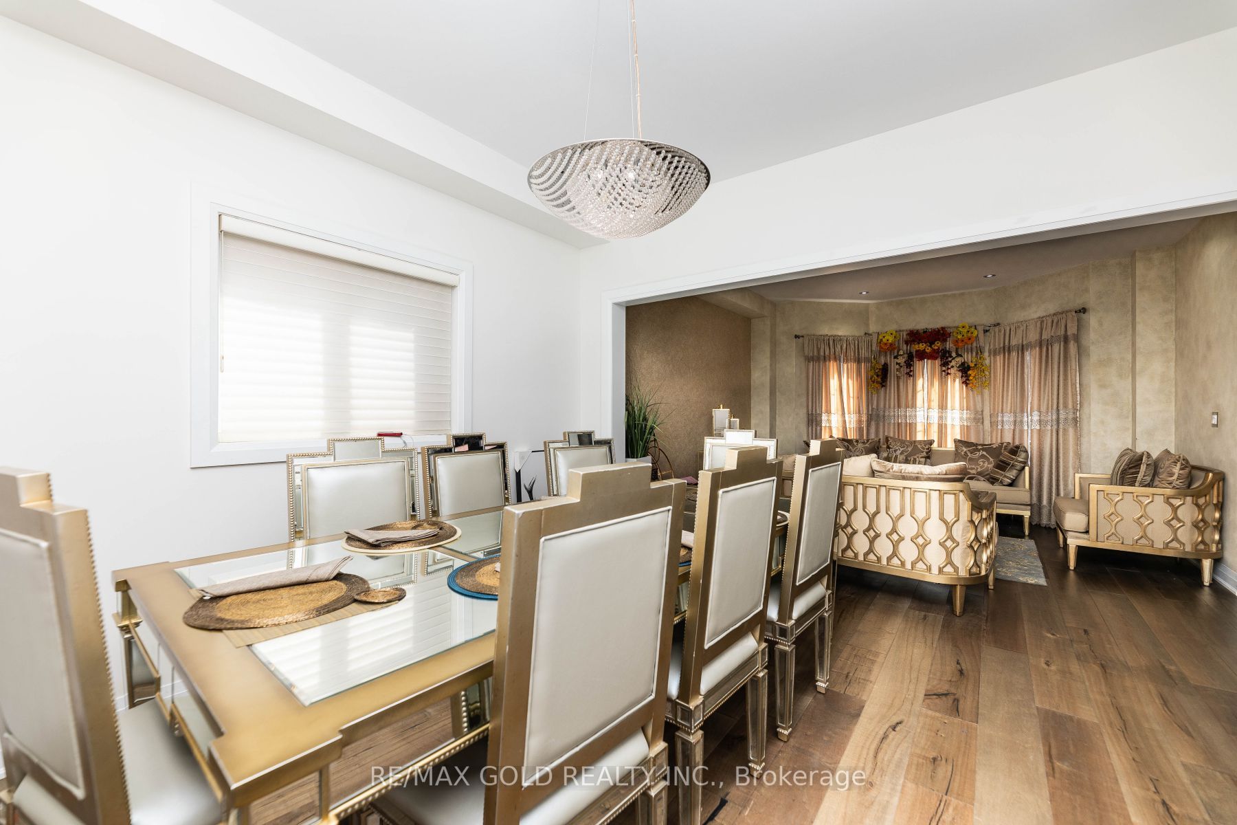 35 Dovergreen Dr