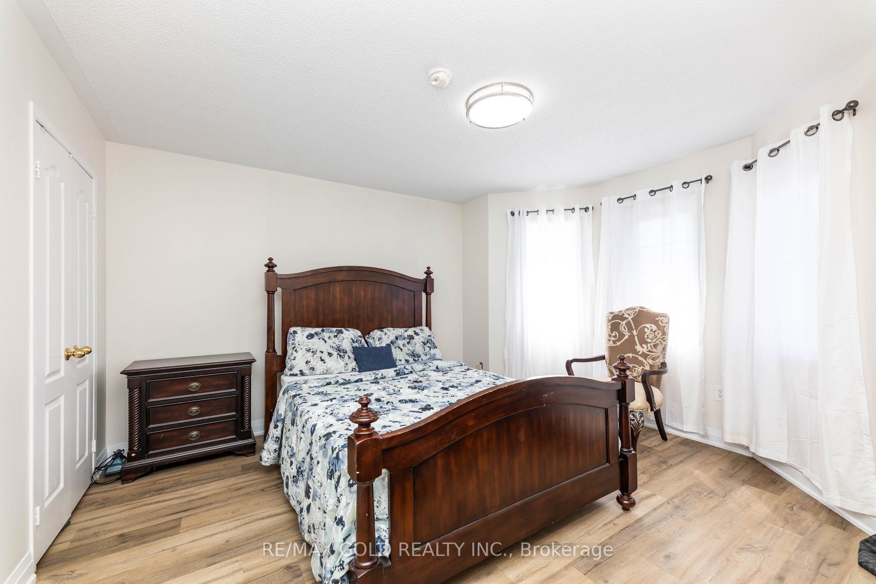 35 Dovergreen Dr