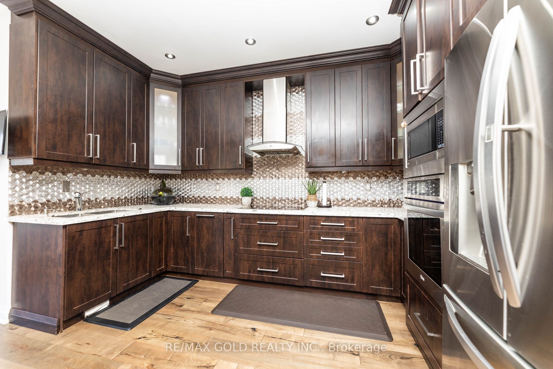 35 Dovergreen Dr