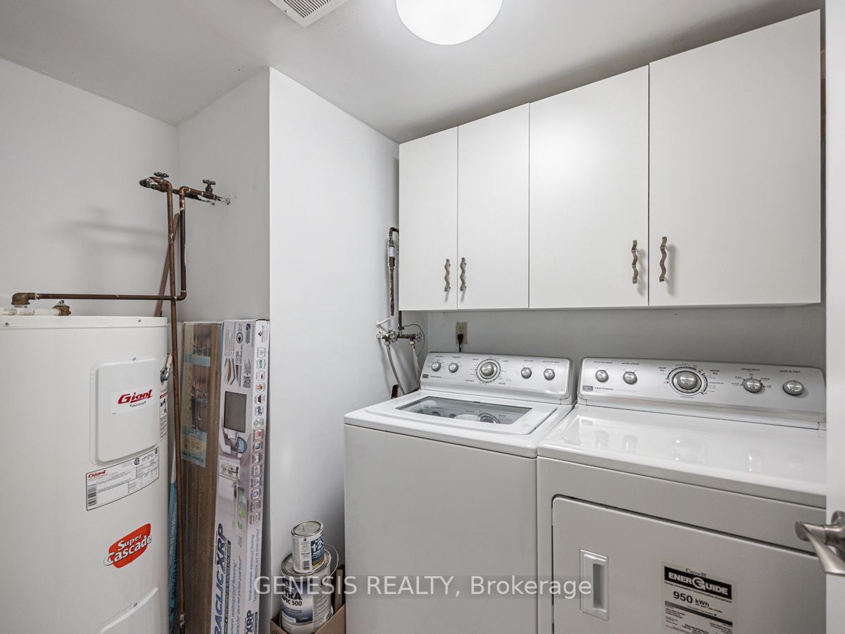 3095 Cawthra Rd, #201