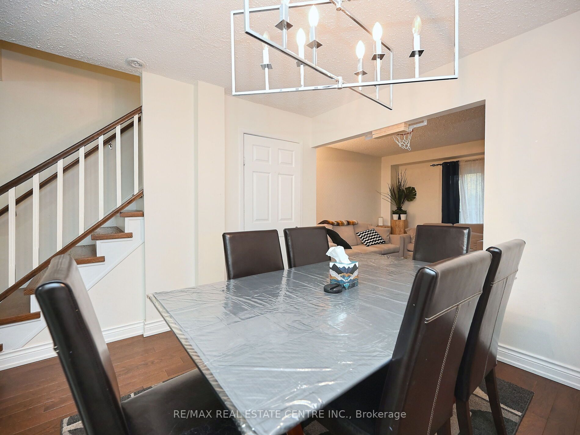 2779 Gananoque Dr, #79