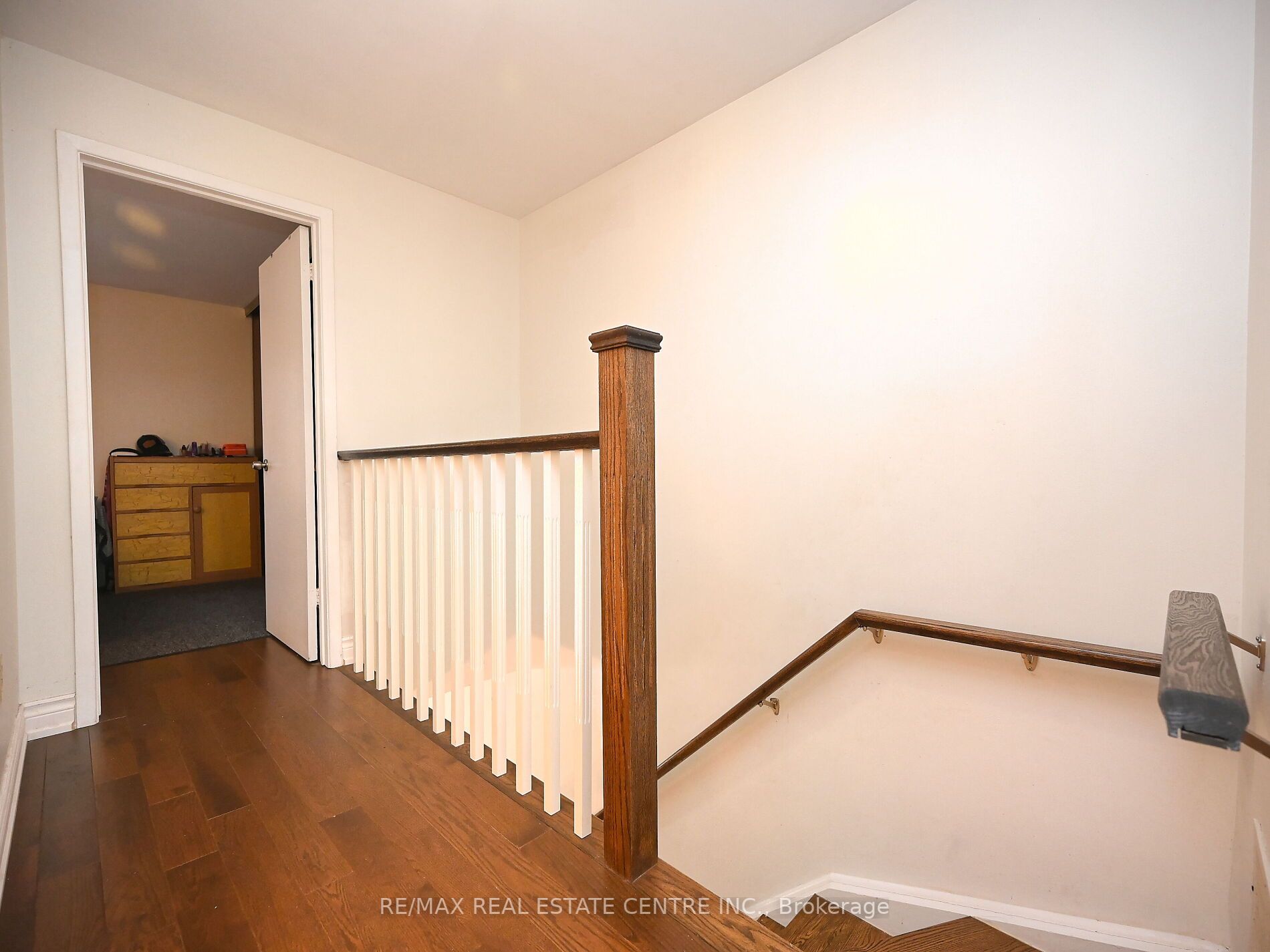 2779 Gananoque Dr, #79
