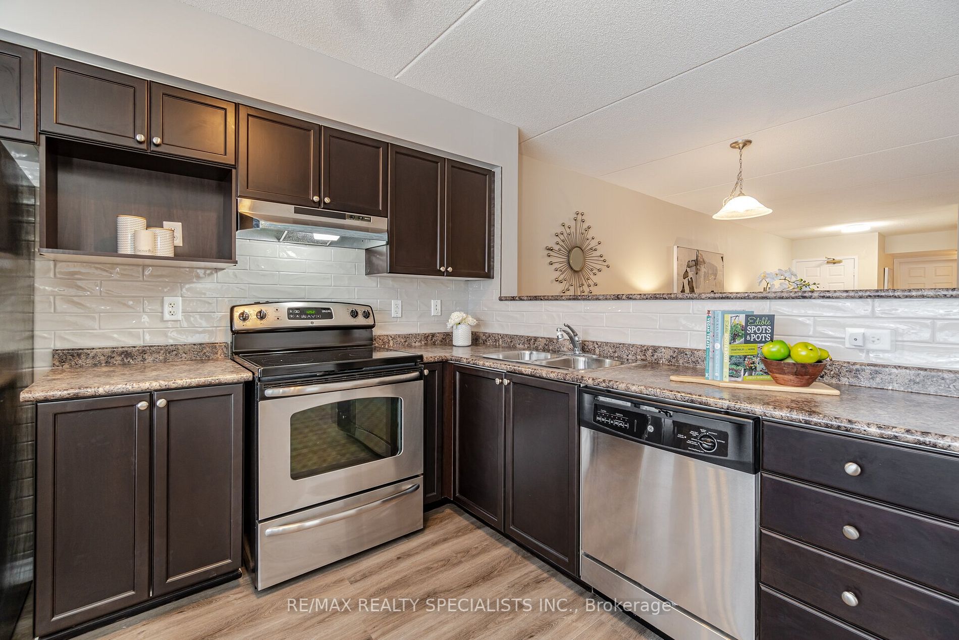 1487 Maple Avenue, #311