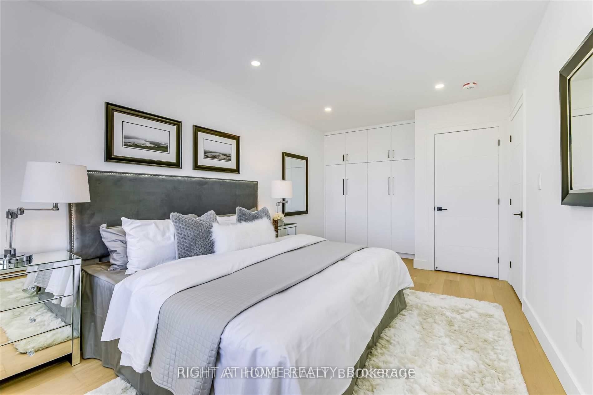 1472 Chalice Cres