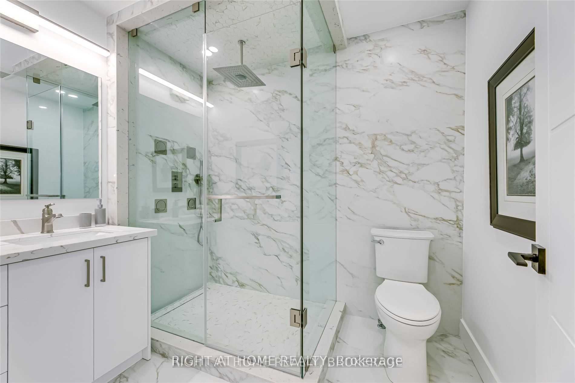 1472 Chalice Cres