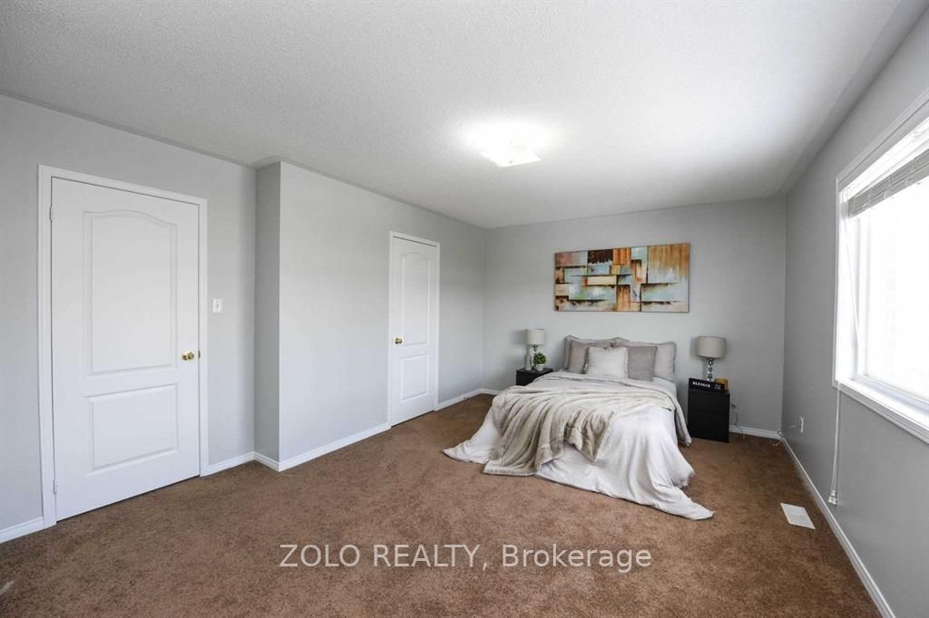 113 Crown Victoria Dr