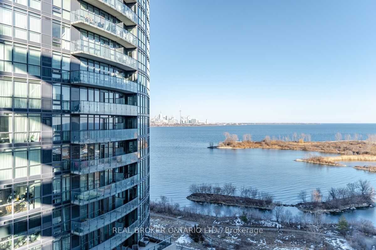 65 Annie Craig Dr, #1205
