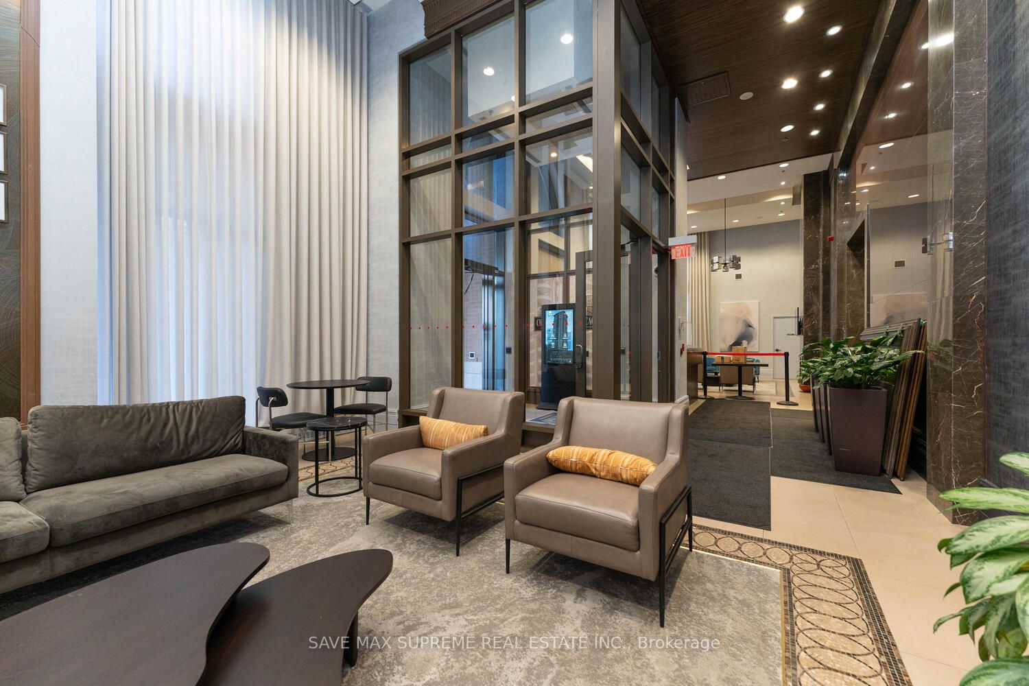 385 Prince Of Wales Dr, #1112
