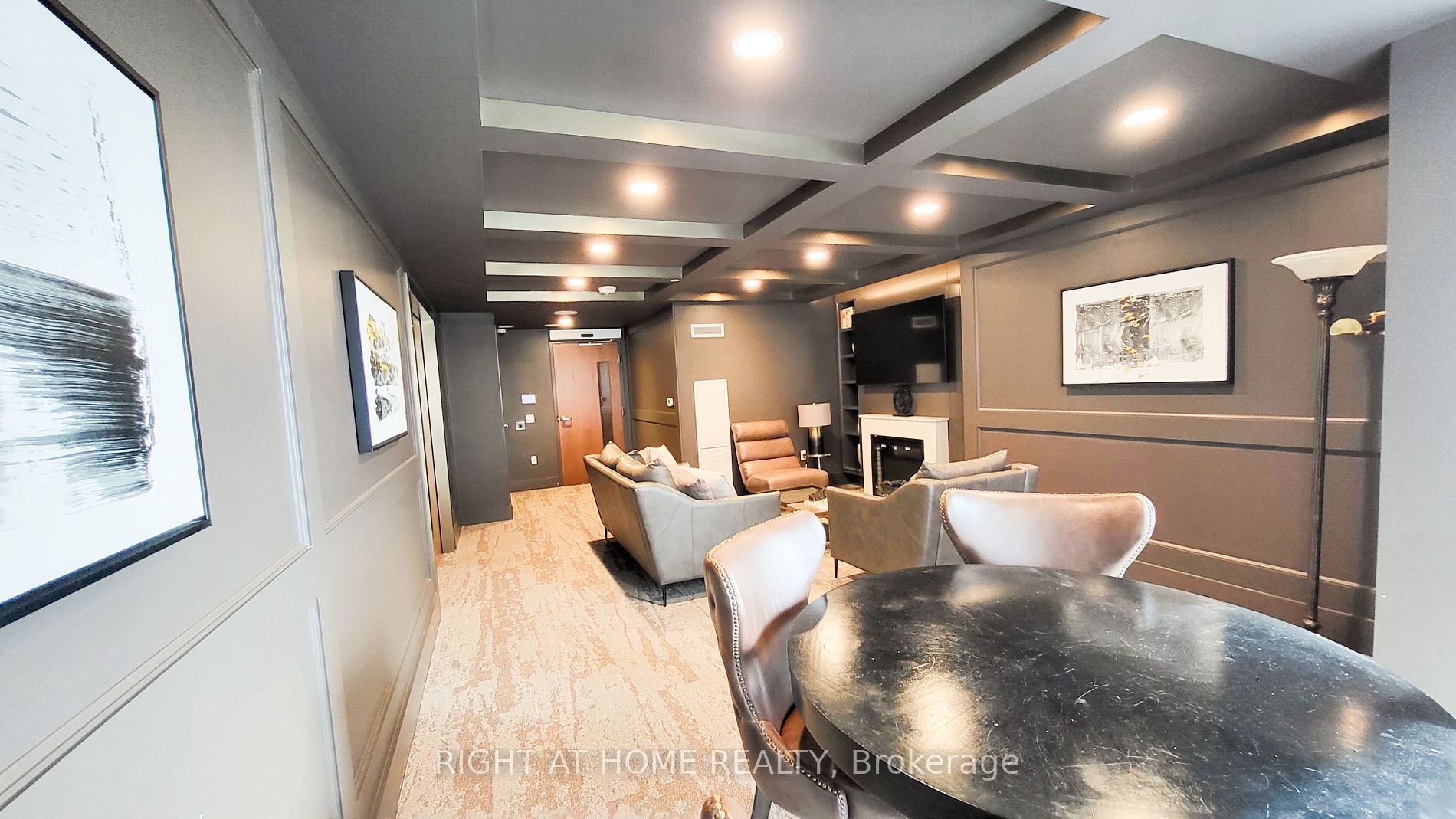 1050 Main St E, #705