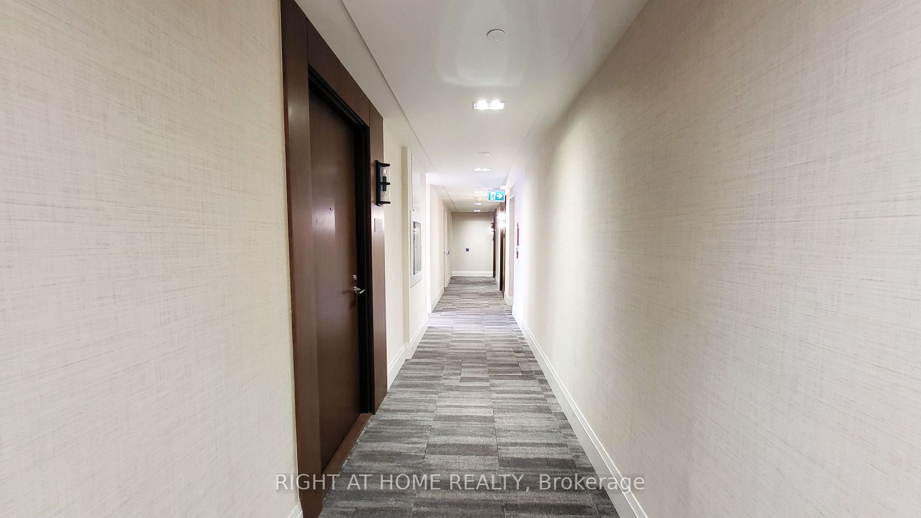 1050 Main St E, #705